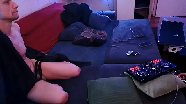 davidgntxxxxx online show from 21, 4, 2026