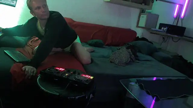 davidgntxxxxx online show from 2, 2, 2026