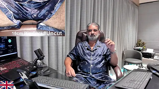 OnlineBossUK online show from 4, 4, 2026