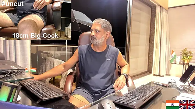 OnlineBossUK online show from 1, 3, 2025