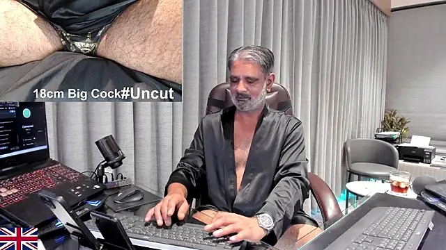 OnlineBossUK online show from 4, 4, 2026