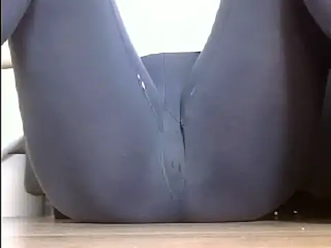 Squirtlady38 online show from 17, 3, 2025