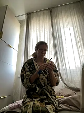 angelmommu online show from 21, 10, 2025