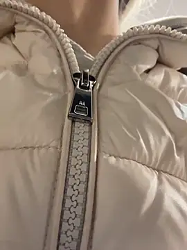 angelmommu online show from 12, 3, 2026