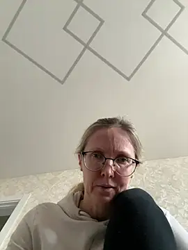 angelmommu online show from 19, 3, 2026