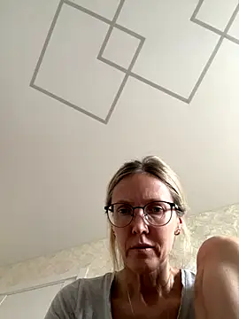 angelmommu online show from 14, 11, 2025