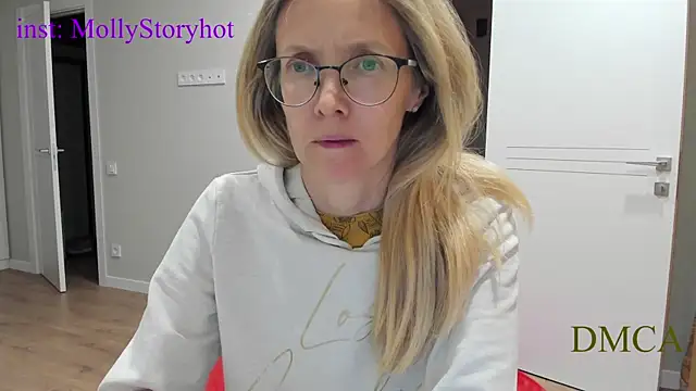 angelmommu online show from 1, 12, 2025