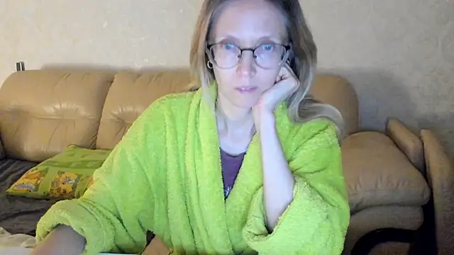 angelmommu online show from 19, 3, 2025