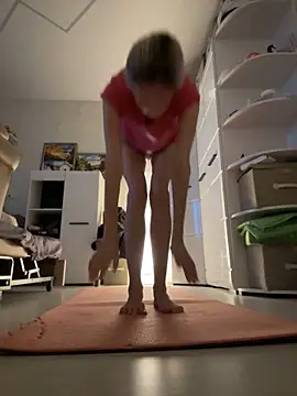 angelmommu online show from 5, 11, 2025