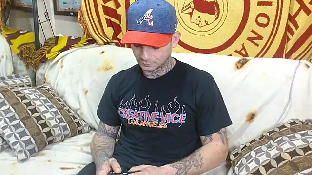 Snapshot of DADDY_KANE8--- chatting on 13, 2, 2025 DADDY KANE8--- online show from 13, 2, 2025