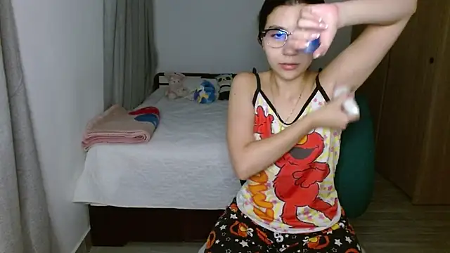 Snapshot of mia__lopez_ chatting on 6, 11, 2025 mia lopez online show from 6, 11, 2025