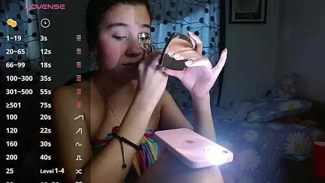 mia  lopez  online show from 31, 1, 2025