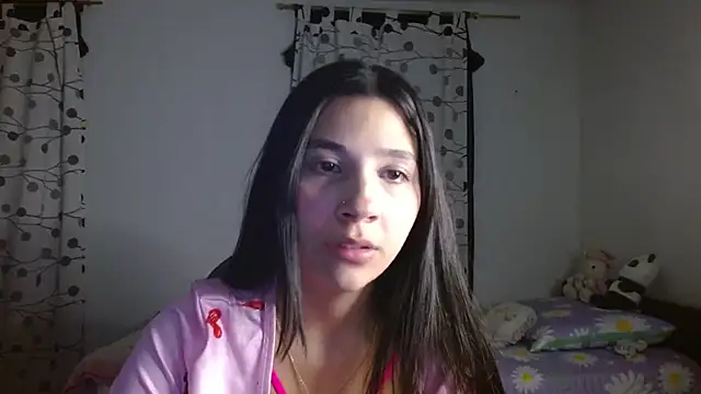 mia  lopez  online show from 5, 3, 2025