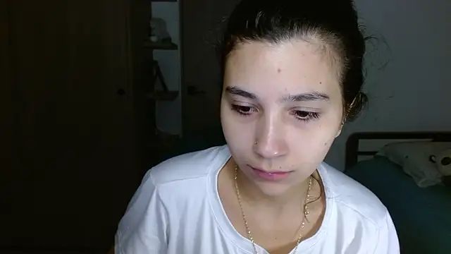 mia  lopez  online show from 18, 2, 2026