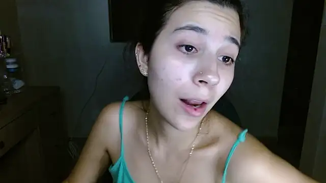 mia  lopez  online show from 20, 7, 2026