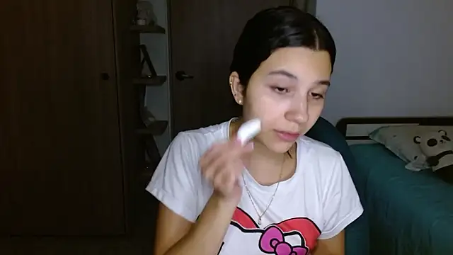 mia  lopez  online show from 28, 2, 2026