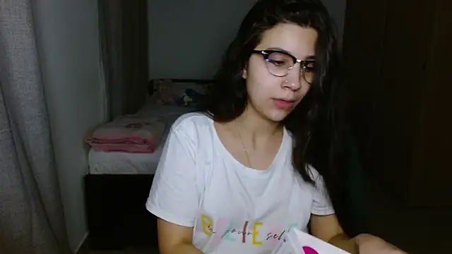 Snapshot of mia__lopez_ chatting on 24, 11, 2025 mia lopez online show from 24, 11, 2025