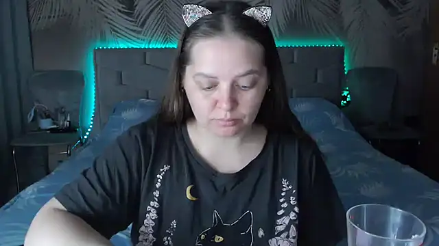 uliastar online show from 24, 5, 2026