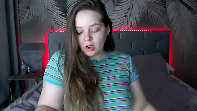 uliastar online show from 13, 2, 2025