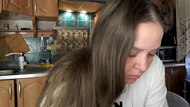 uliastar online show from 19, 10, 2025