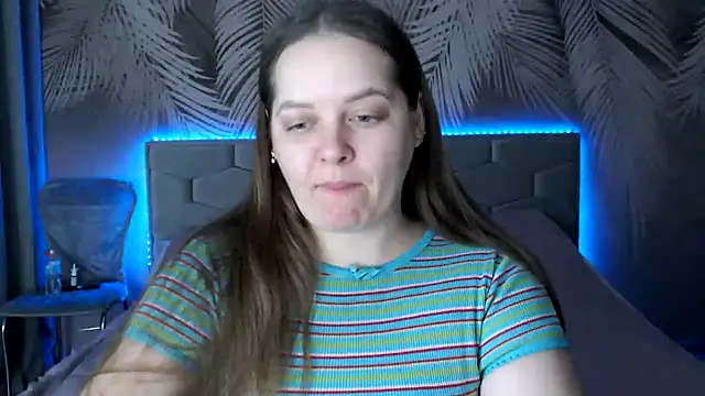 uliastar online show from 13, 2, 2025
