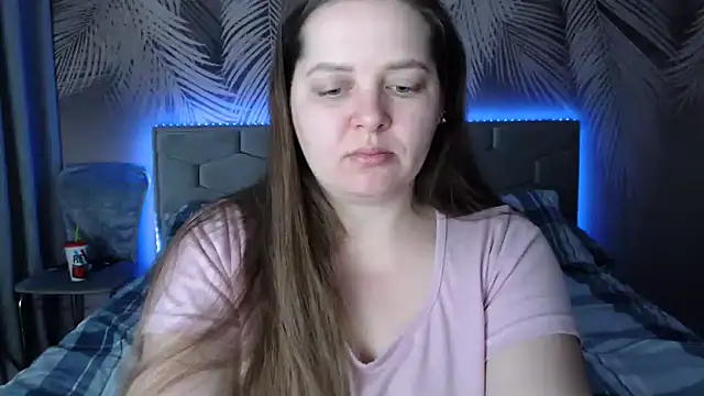 uliastar online show from 26, 2, 2025