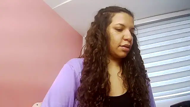 Snapshot of gatubelahot chatting on 7, 5, 2026 gatubelahot online show from 7, 5, 2026