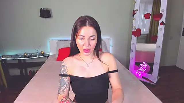 CrazyMilanka online show from 2, 3, 2025