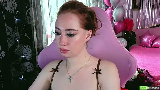 Snapshot of TinaBrook chatting on 9, 6, 2026 TinaBrook online show from 9, 6, 2026