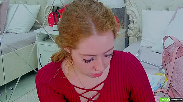 TinaBrook online show from 26, 11, 2025