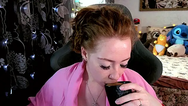 TinaBrook online show from 30, 3, 2026