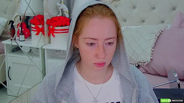TinaBrook online show from 26, 9, 2025