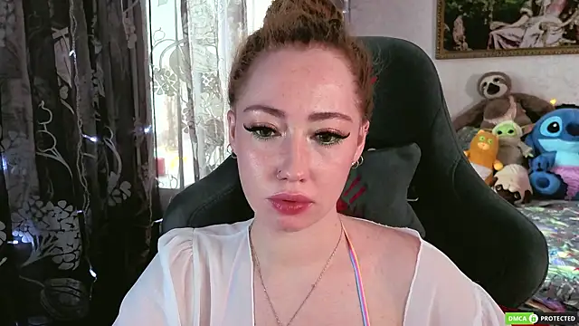Snapshot of TinaBrook chatting on 28, 4, 2026 TinaBrook online show from 28, 4, 2026