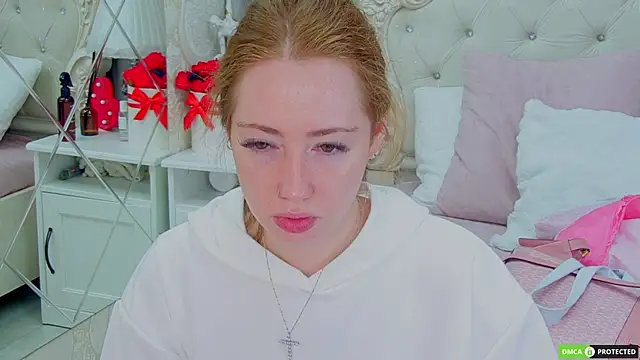 TinaBrook online show from 11, 11, 2025