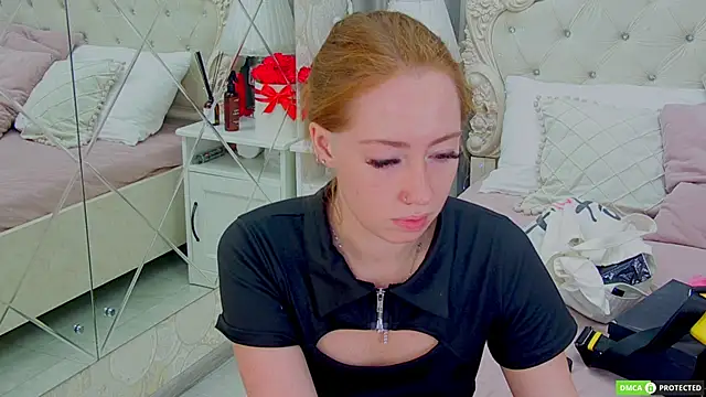 TinaBrook online show from 9, 10, 2025