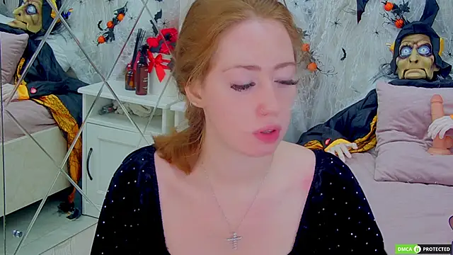 TinaBrook online show from 24, 10, 2025