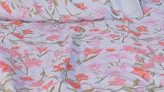 kinkylittlegirll online show from 19, 1, 2026