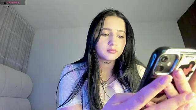 Hott Hanna online show from 5, 4, 2026
