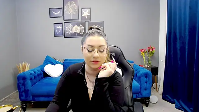 Snapshot of Katewalker_ chatting on 21, 3, 2025 Katewalker online show from 21, 3, 2025