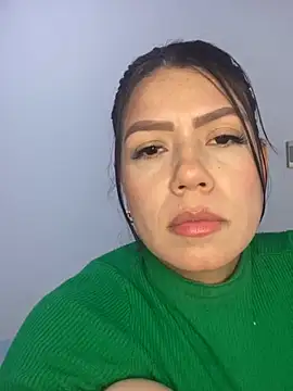 Snapshot of martina_contreras chatting on 28, 12, 2024 martina contreras online show from 28, 12, 2024