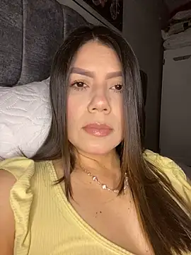 martina contreras online show from 9, 6, 2026