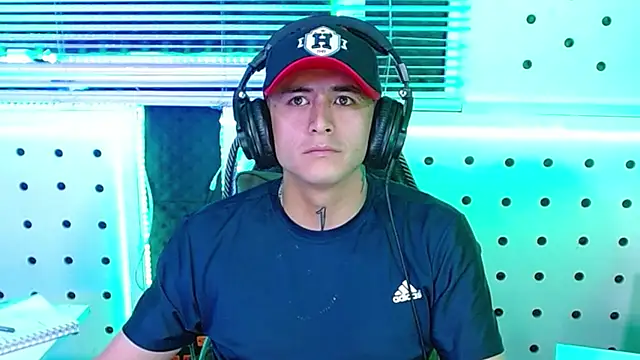 Darko0717 online show from 5, 12, 2025