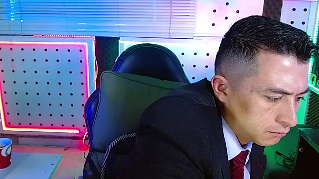 Darko0717 online show from 9, 2, 2026