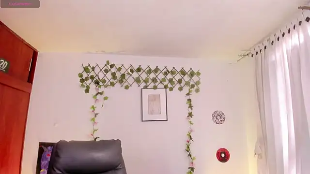 Cata green online show from 12, 11, 2025