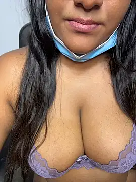 Snapshot of Black_Beauty997 chatting on 25, 7, 2026 Black Beauty997 online show from 25, 7, 2026