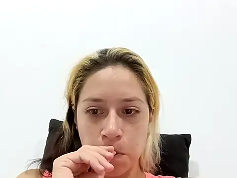 MommyMiaWs online show from 14, 4, 2026