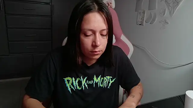 MommyMiaWs online show from 23, 7, 2026