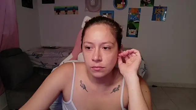 Snapshot of MommyMiaWs chatting on 27, 5, 2026 MommyMiaWs online show from 27, 5, 2026