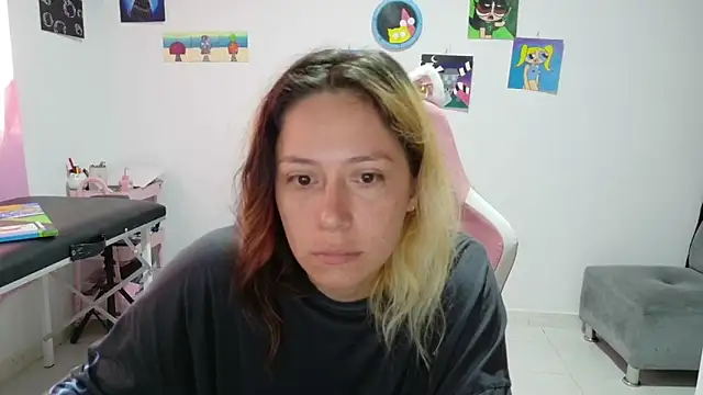 MommyMiaWs online show from 17, 12, 2025