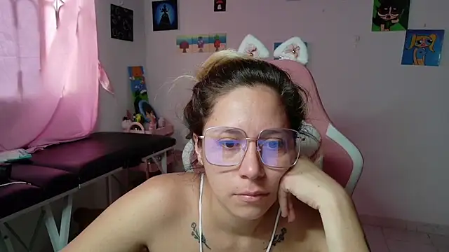 MommyMiaWs online show from 19, 1, 2026